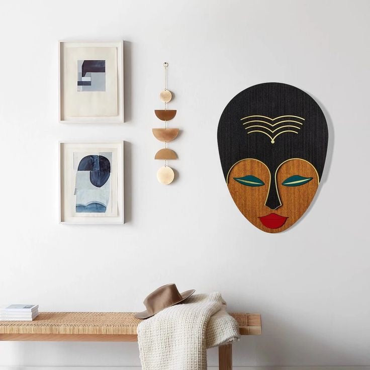 Masque mural en bois