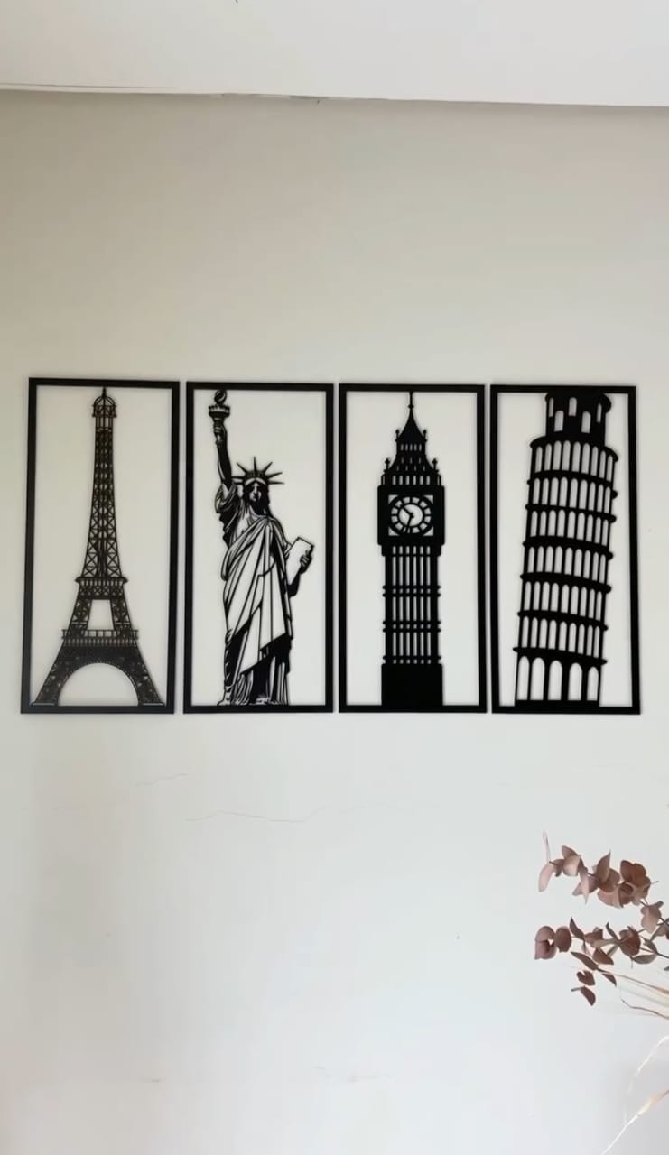 Décoration murale en bois représentant des monuments du monde entier