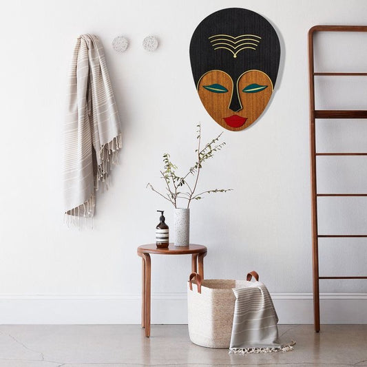 Masque mural en bois