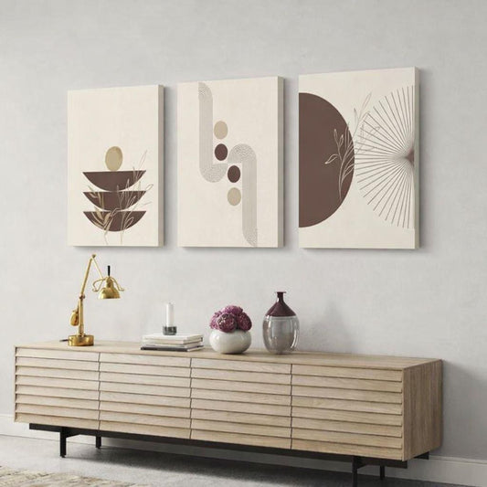 Set de 3 Tableaux Décoratifs présenté sur un fond beige avec des tons marron et crème